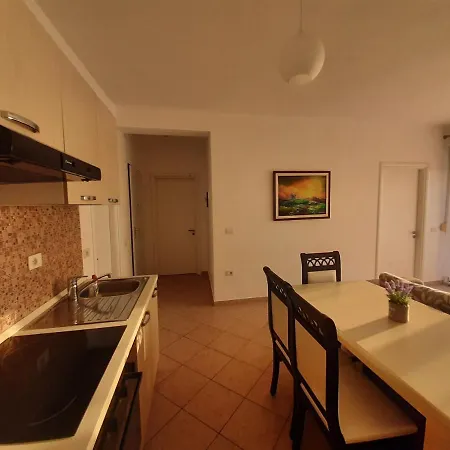 Apartment Kela *