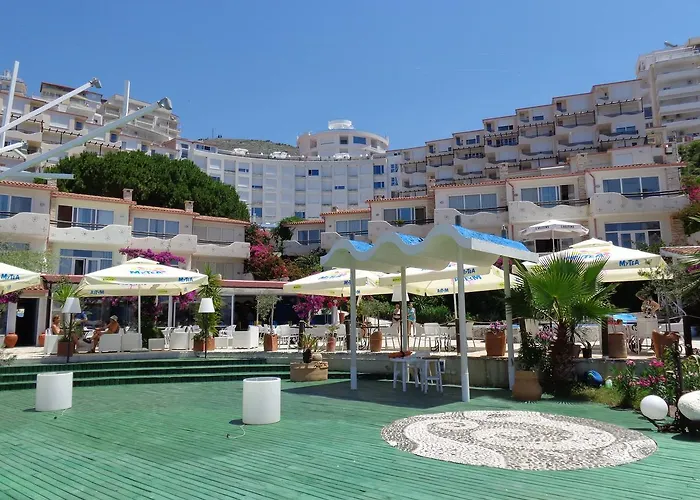 Kela * Sarande